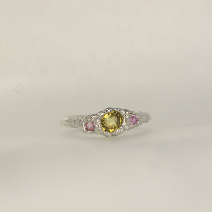 yellow sapphire melted silver ring - Size 4.5 / J