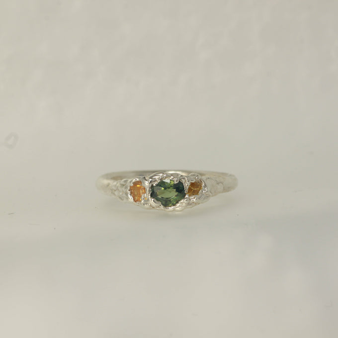 Green sapphire melted silver ring - Size 5 / J.5